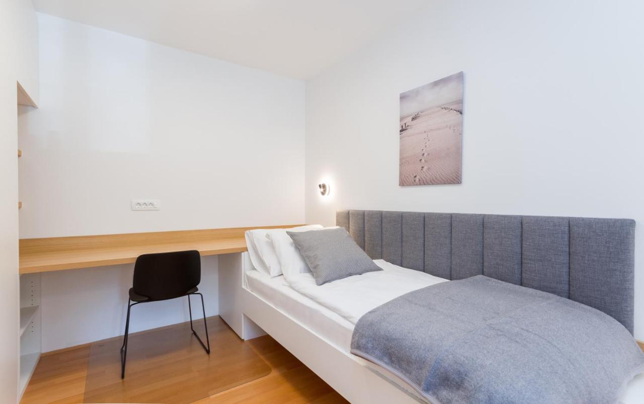 Premium Marina Apartments With Sea View By Locap Group Portorož Exteriör bild
