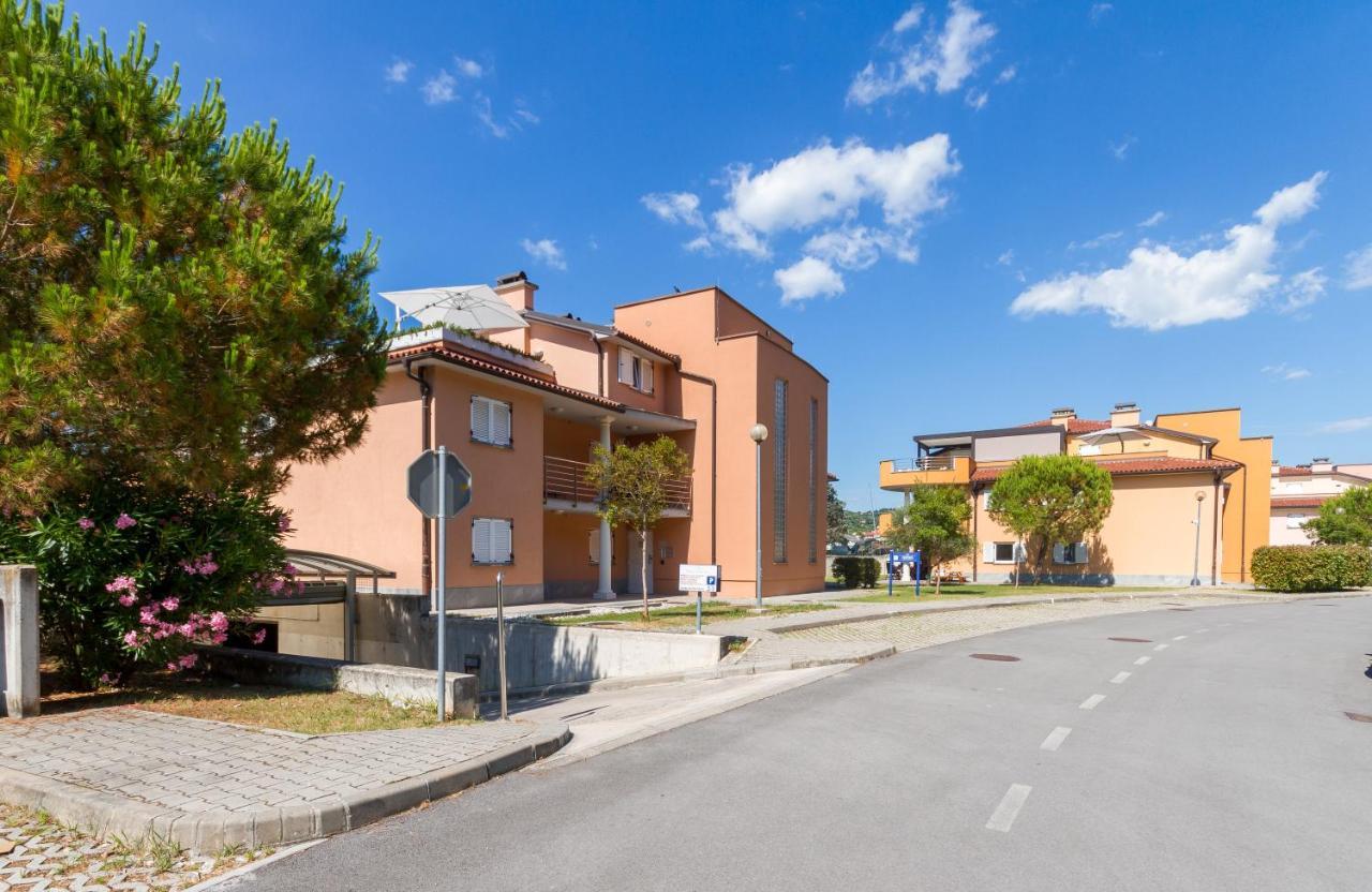 Premium Marina Apartments With Sea View By Locap Group Portorož Exteriör bild